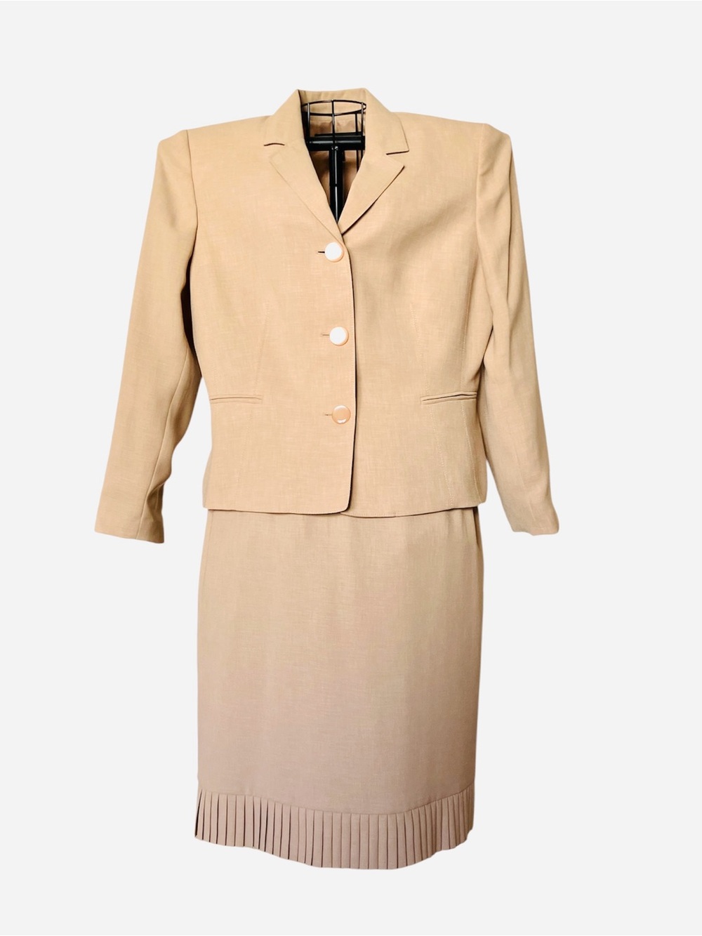 Kasper Petite 14P Beige 2pc Skirt Suit Set Notch Lapel 3-Button 3/4 Sleeve Lined
